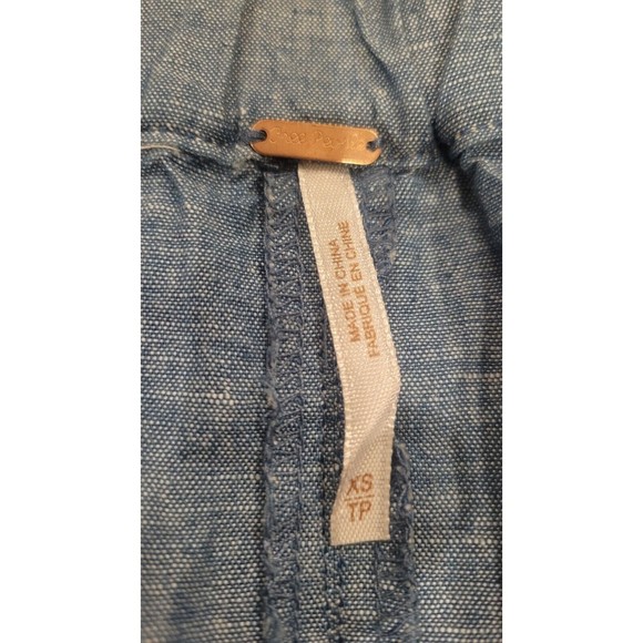 Free People Show Me Some Shoulder Linen Chambray Top Women’s XS Blue. Oversized - Picture 5 of 10